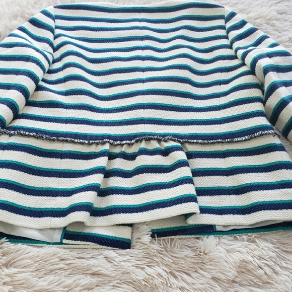 EUC Talbots Fully lined.. size 8 blazer. White/blue/green - Picture 14 of 16